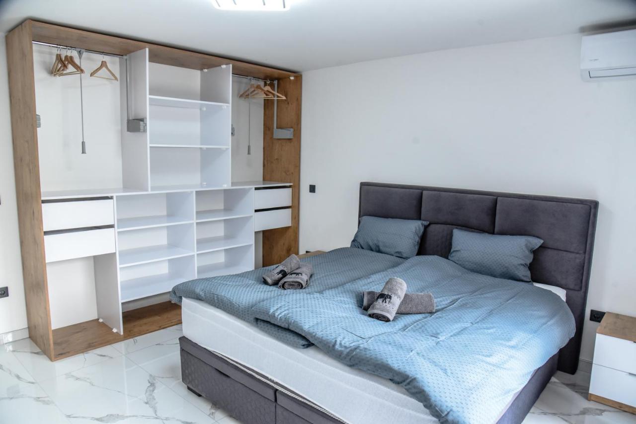 Luxury Villa M&B Тузла Екстериор снимка