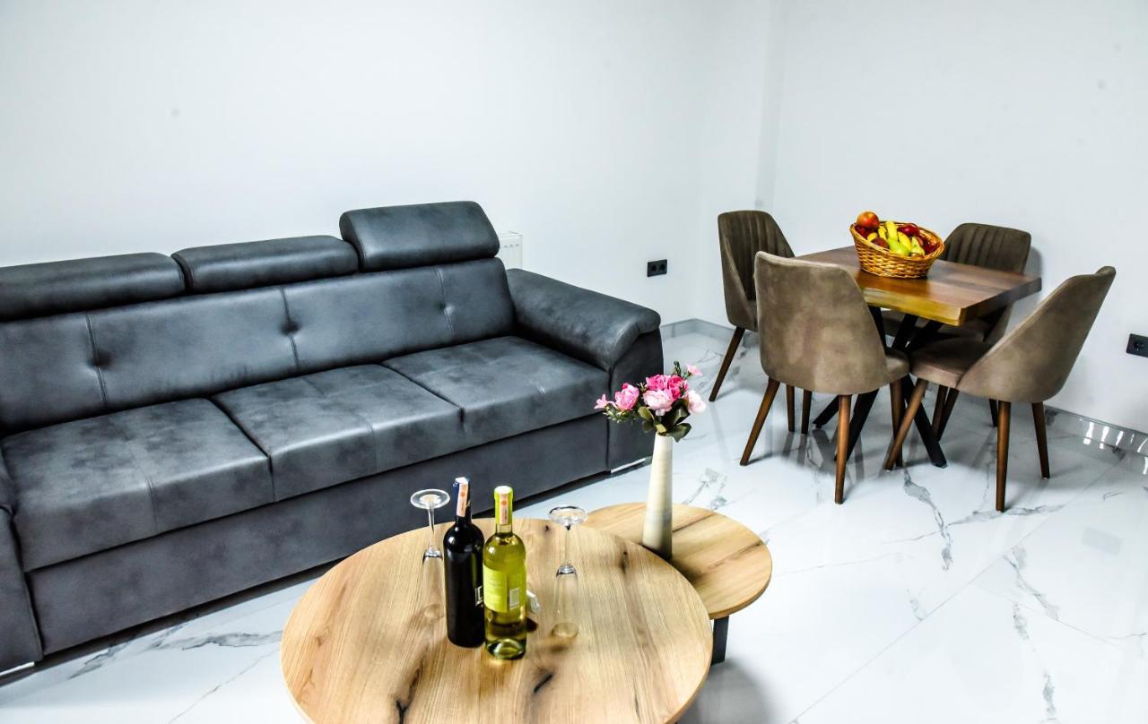 Luxury Villa M&B Тузла Екстериор снимка