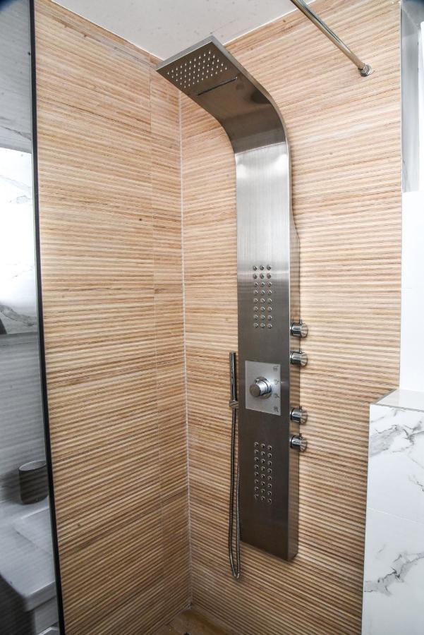 Luxury Villa M&B Тузла Екстериор снимка